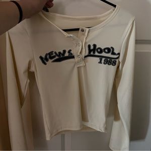 Y2K White long sleeve cropped shirt